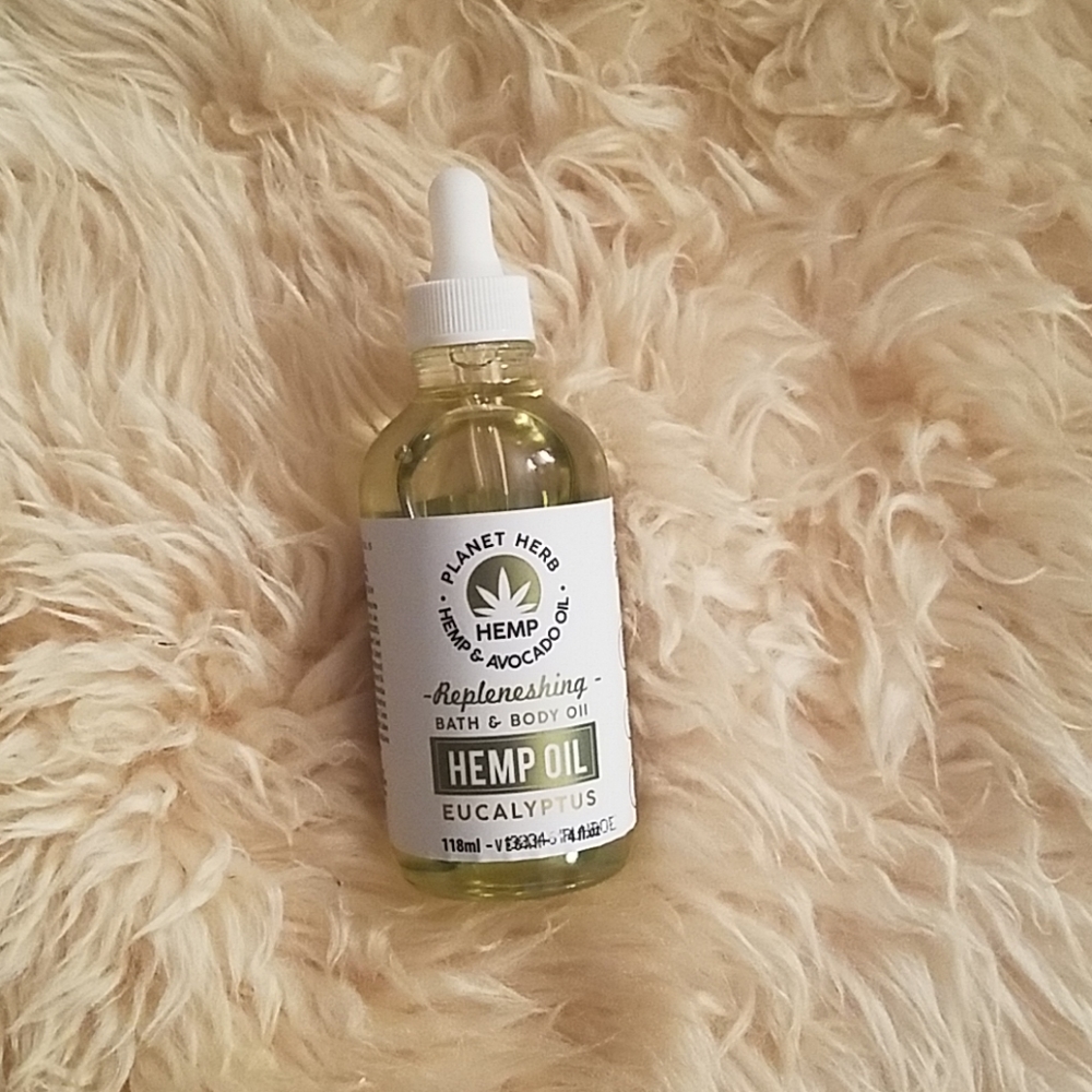 Hemp body oil